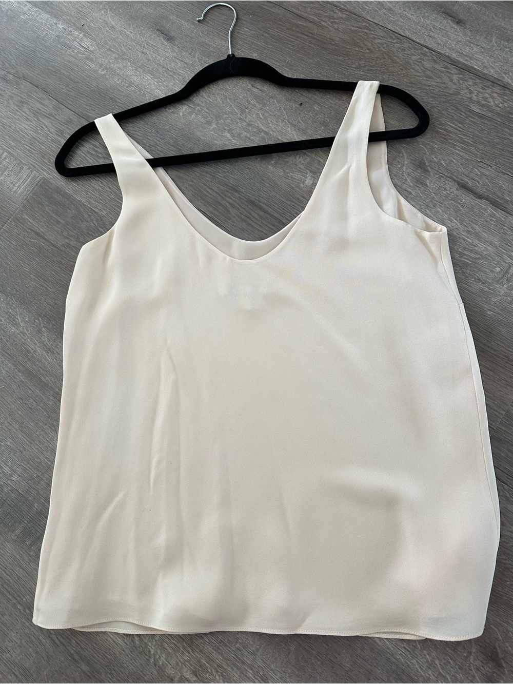 J.Crew Silk Blush V-Neck Sleeveless Tank Top - Picture 6 of 7